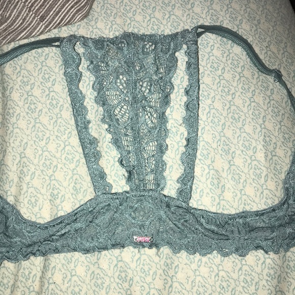 Teal lace push up bra - Picture 2 of 2